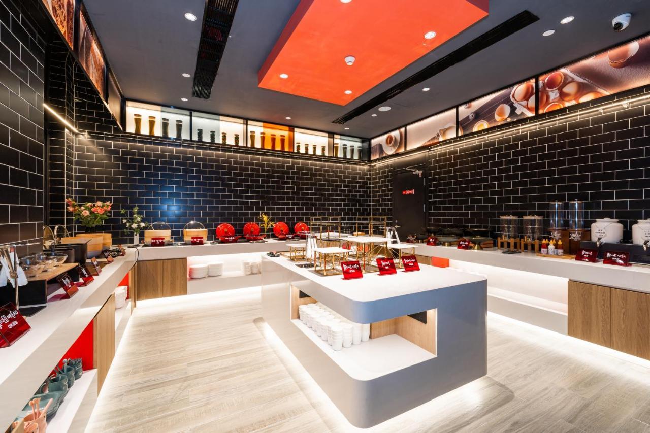 Ibis Styles Hotel - 260M From Guangji Street Subway Station Сиань Экстерьер фото