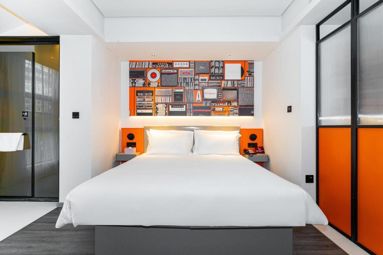 Ibis Styles Hotel - 260M From Guangji Street Subway Station Сиань Экстерьер фото