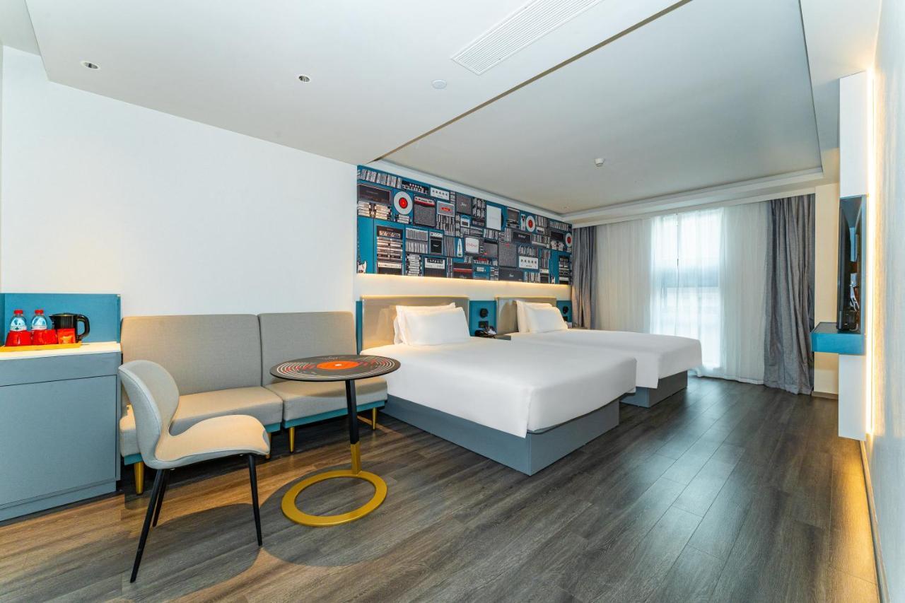 Ibis Styles Hotel - 260M From Guangji Street Subway Station Сиань Экстерьер фото